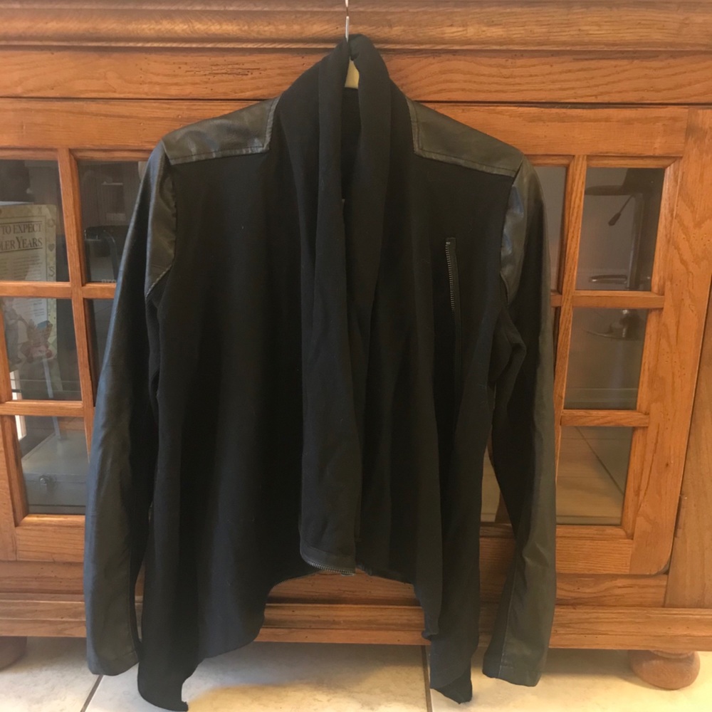 Blank NYC maternity jacket